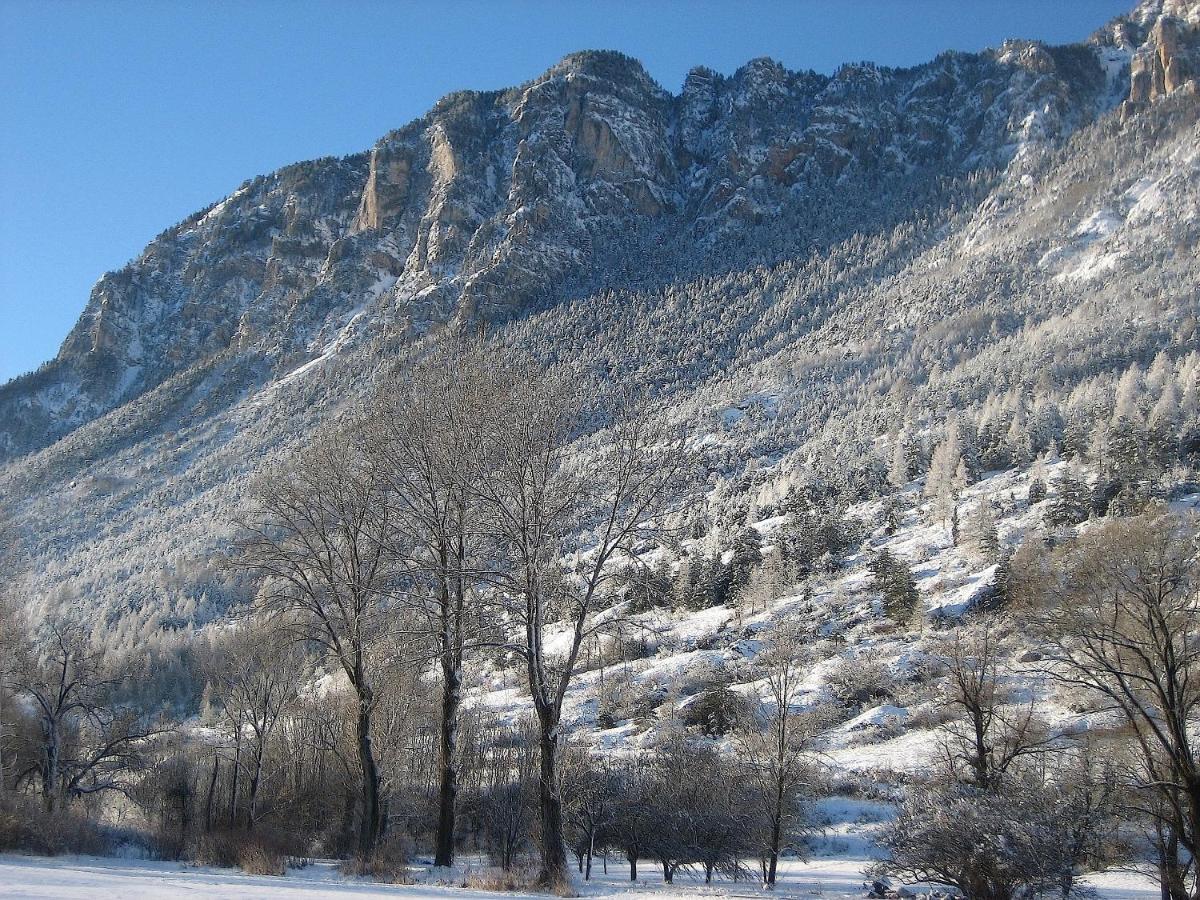 Chambres D'Hotes La Pierre D'Oran LʼArgentière-la-Bessée Pokoj fotografie